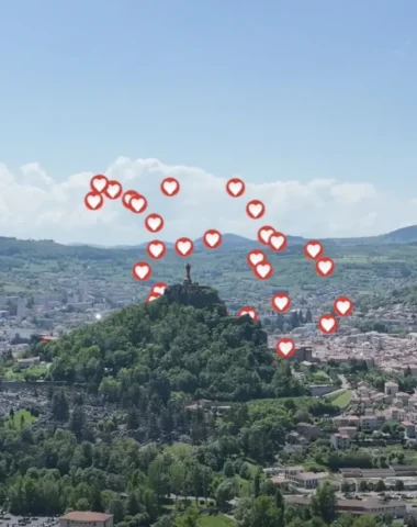Le Puy-en-Velay Tourisme – Très bonne année 2025 !