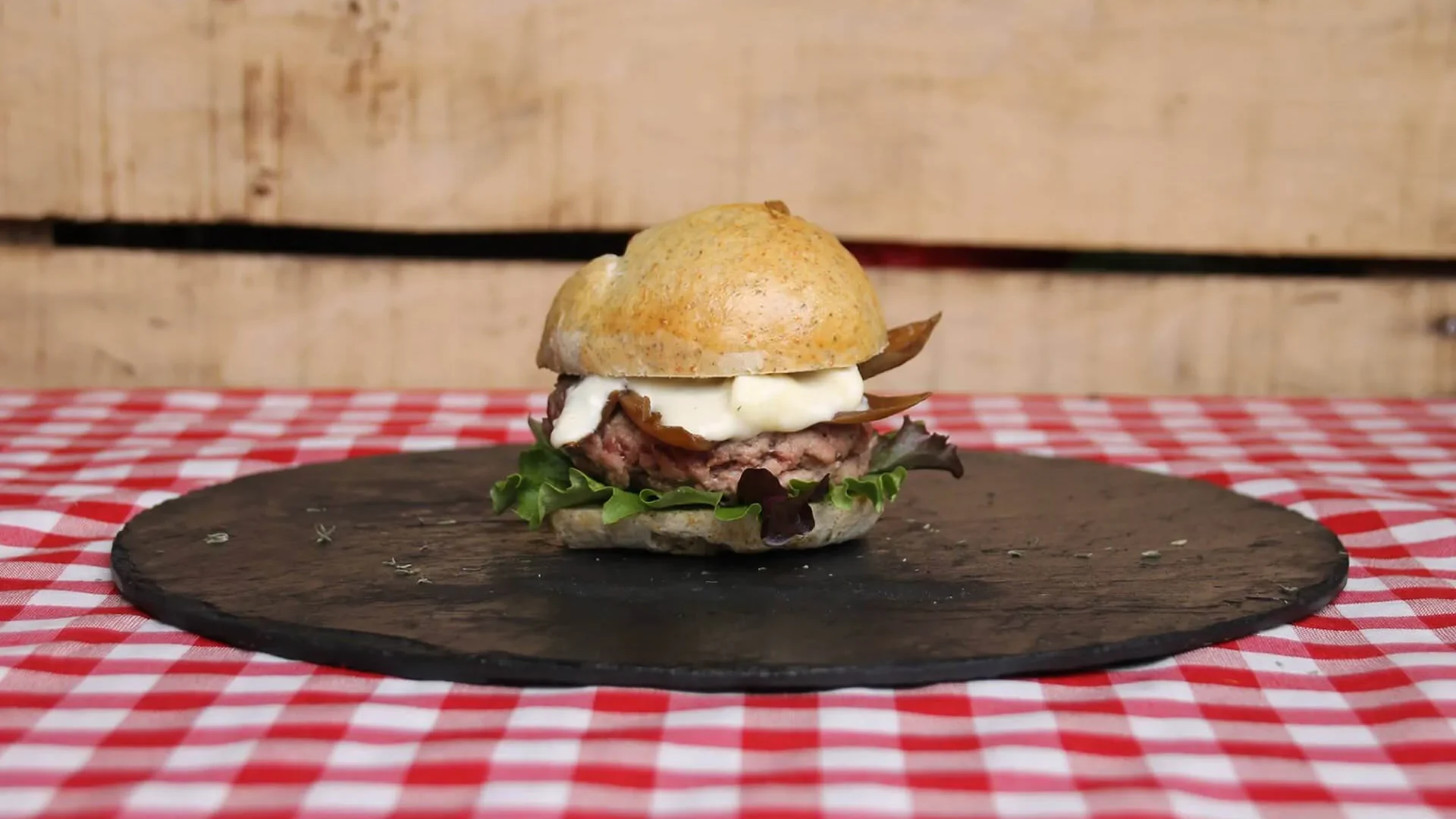 Essen Sie einen Burger in Puy-en-Velay und Streetfood