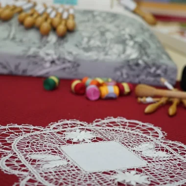 Pièces de dentelle du Puy
