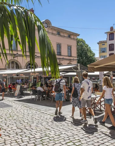 Les terrasses et restaurants au Puy-en-Velay