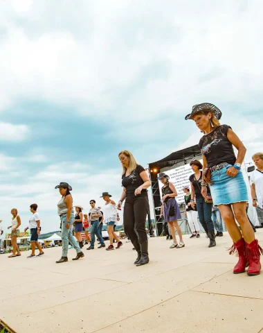 Le festival country de Craponne-sur-Arzon en juillet