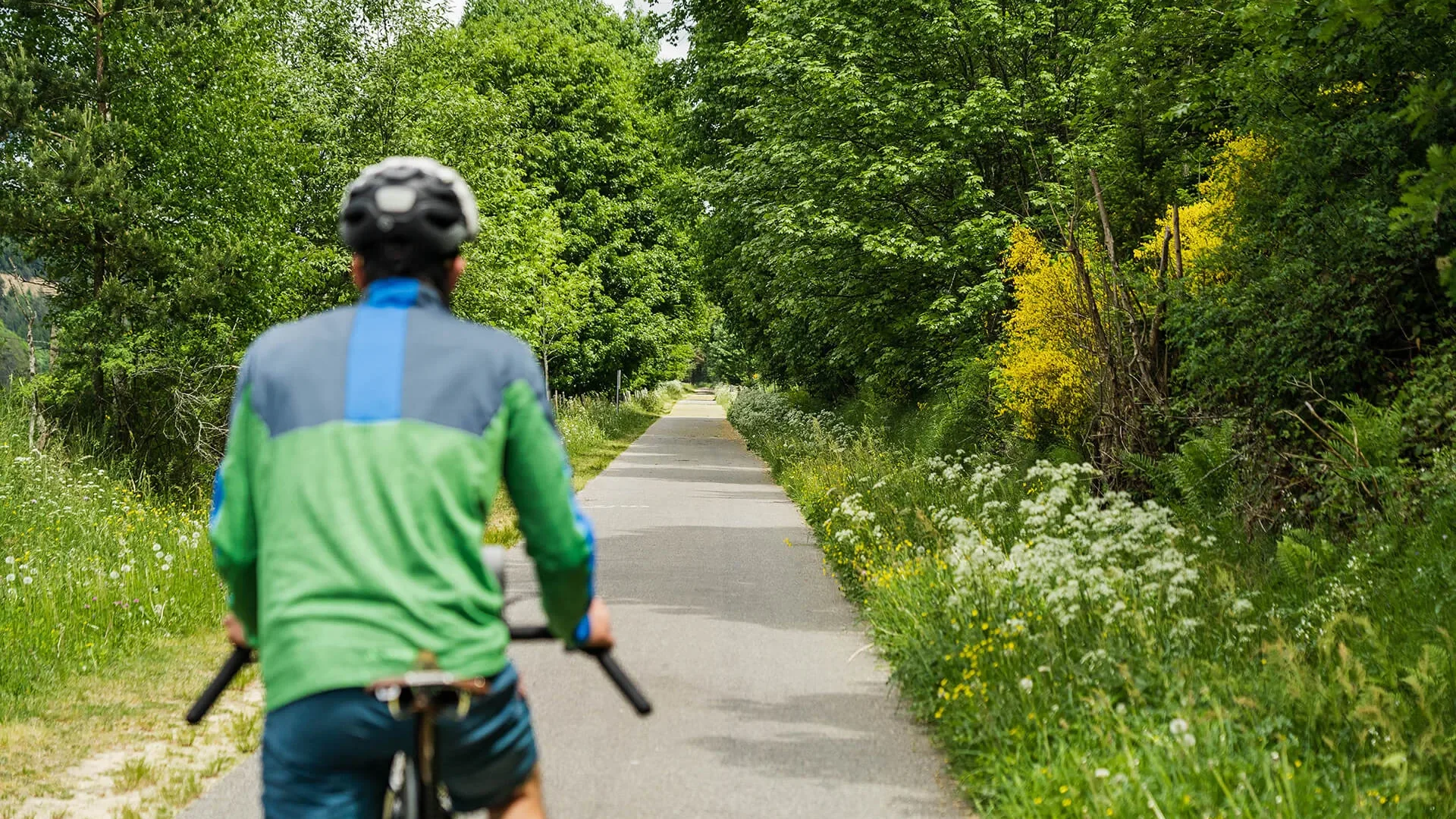À vélo sur la Via Fluvia entre Loire et Rhône