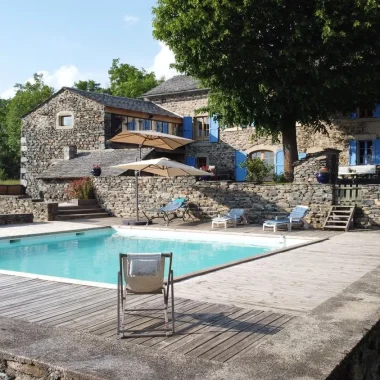 Hébergements et Locations avec piscine