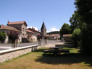 EQUI_PR 617 – Le Mystere des Croix_ village